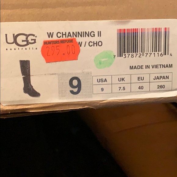 Leather Channing ugg boots - Picture 3 of 3
